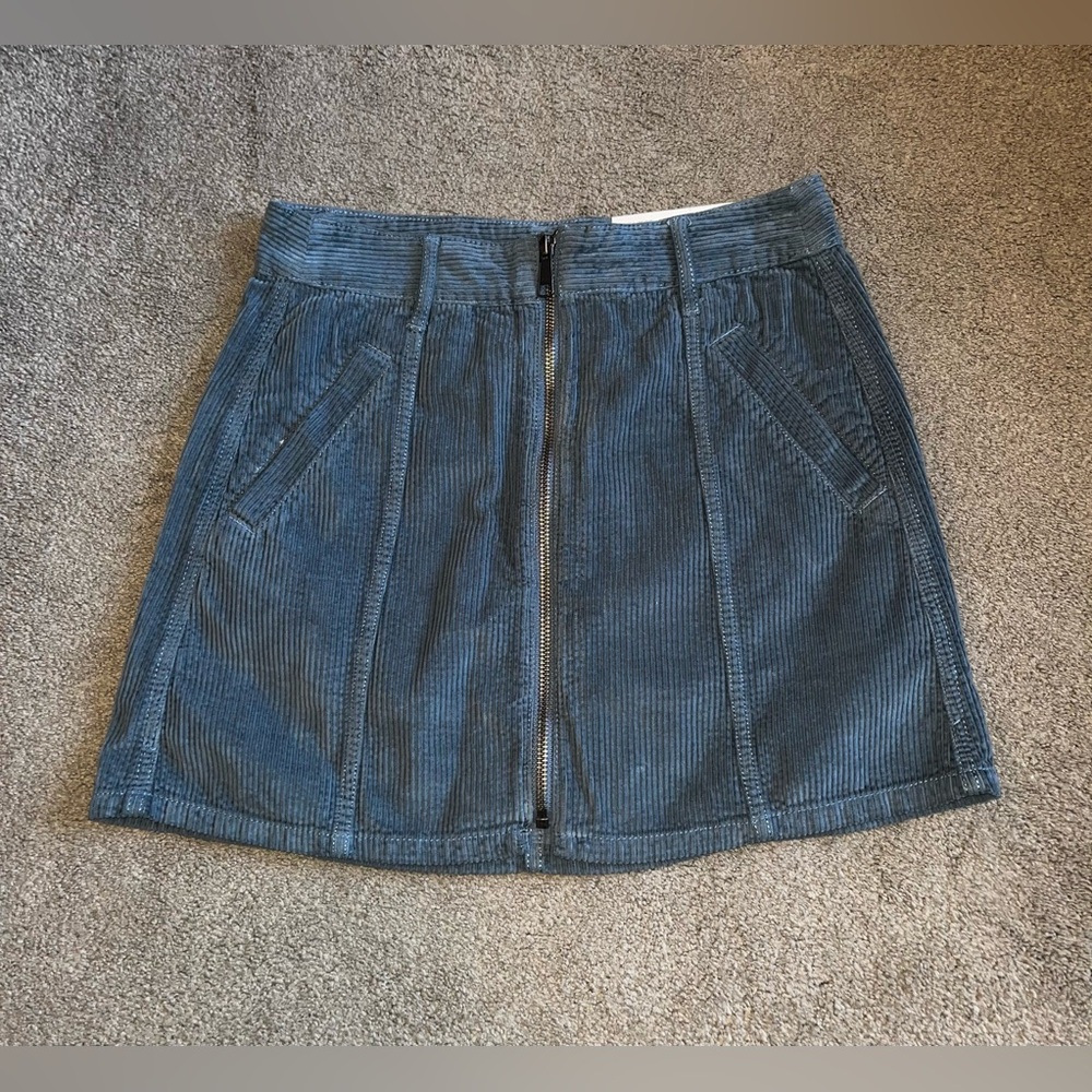 NWT American Eagle Women’s size 0 Regular Hi-Rise A-Line Blue Zipper Skirt